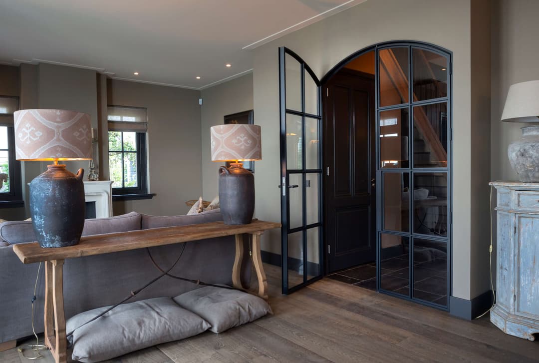 What’s the best process for sizing an arched door?